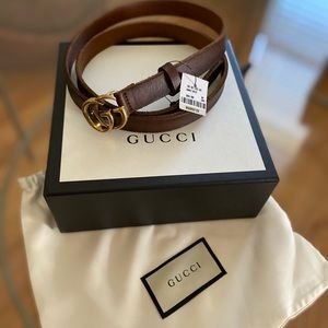Gucci Skinny Leather Belt with Double G Buckle